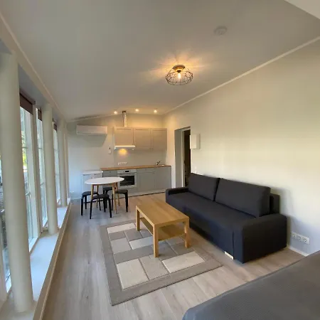 Captain's House - Kaptenimaja - Apartment Kardla